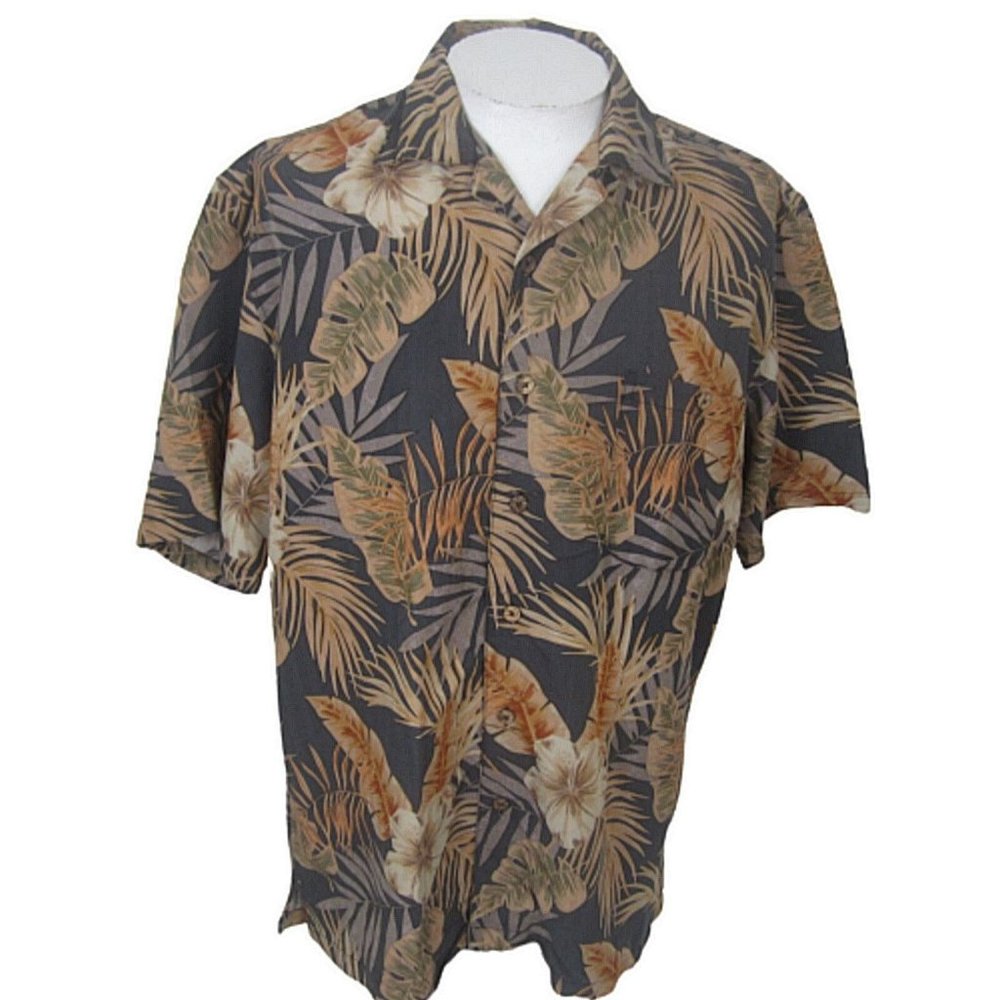 St Johns Bay vtg Men Hawaiian camp shirt pit to pit 24 L aloha luau tropical